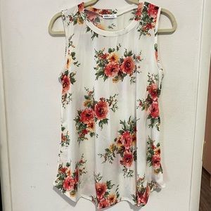 Floral Tank New Never Worn Large